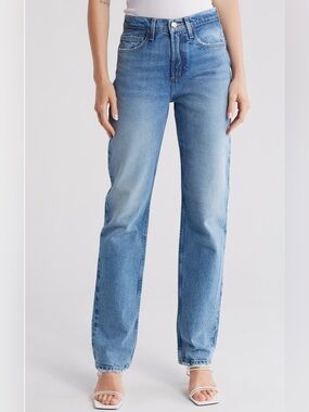 Frame Denim Light Wash Straight-Leg Jeans style-NCS T062 1003